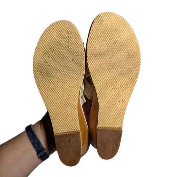 Vtg 1970s Island Slipper Ivory Faux Leather Flower Wooden Wedge Slide Sandals 6 - Picture 5 of 6